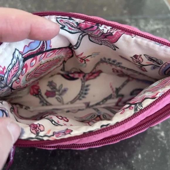 Vera Bradley Magenta Velvet Quilted Cosmetic Bag with Outside Zipper Pocket. - Picture 3 of 7